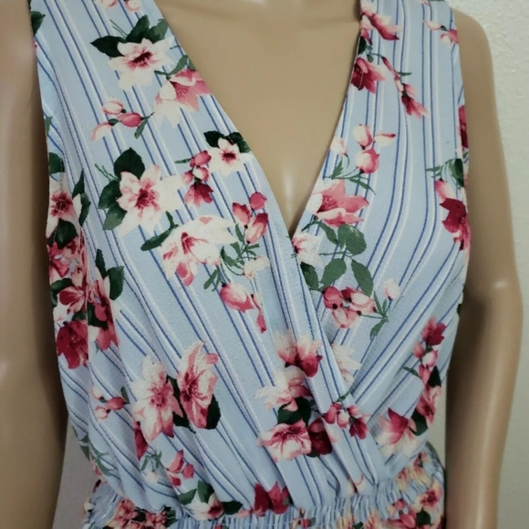 Blue Floral Summer Jumpsuit - Picture 7 of 11